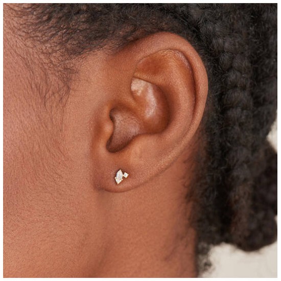 Sparkle Emblem Stud Earrings S - 25558